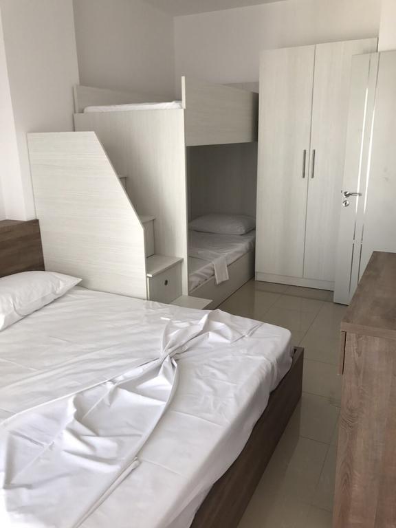Viktoria'S Apartments Shëngjin Dış mekan fotoğraf